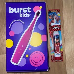 NEW kids spin brush bundle